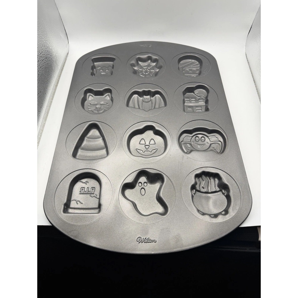 Wilton 12-Cavity Halloween Mini Cake Pan Ghost Bat Pumpkin Cat Witch Treats
